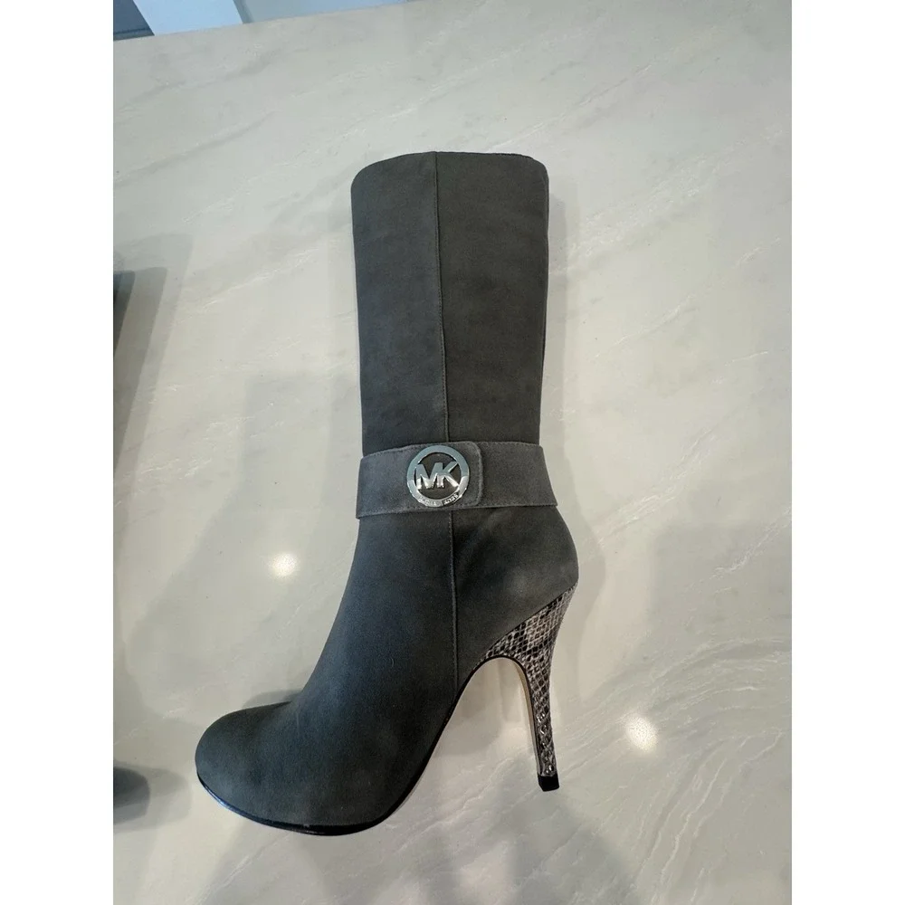 Michael Kors Caroline Boots Womens 5M Gray Suede Embossed Leather KNEE HIGH NIB